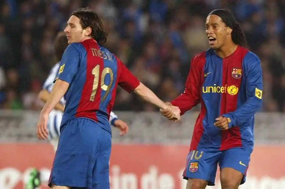 发阵容的选 发阵容的选