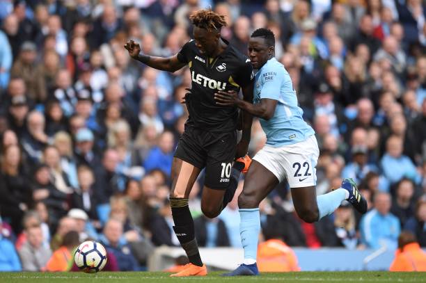 史和荣耀的 史和荣耀的