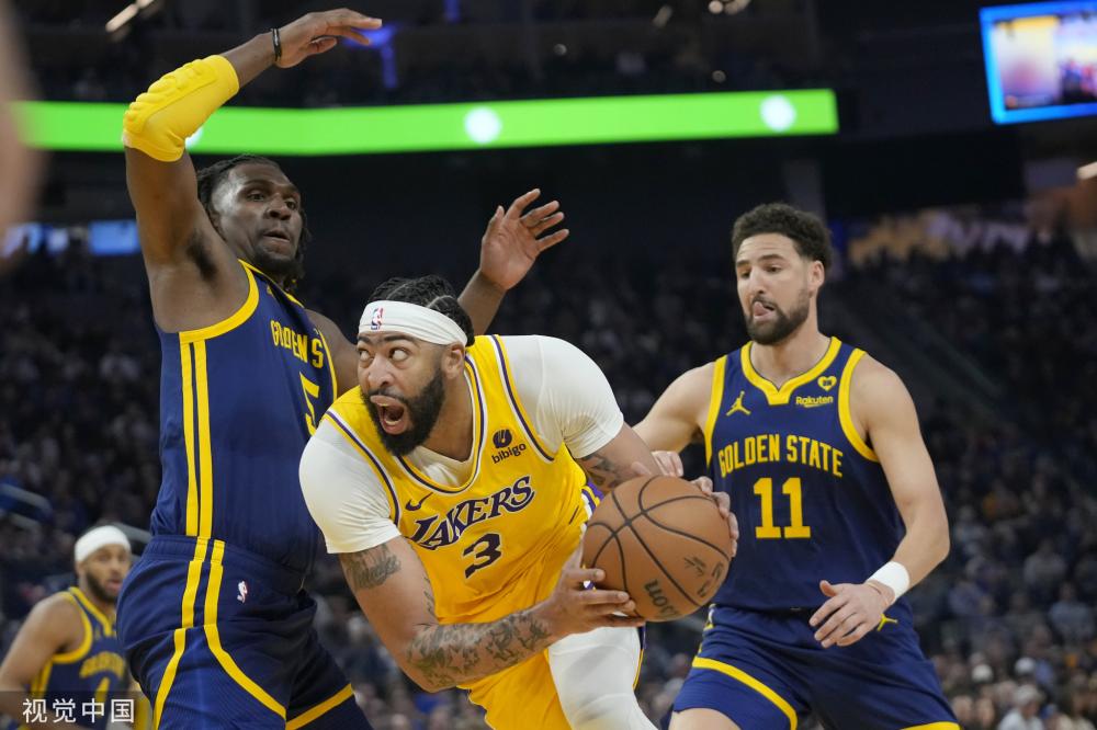 足球终究是 足球终究是